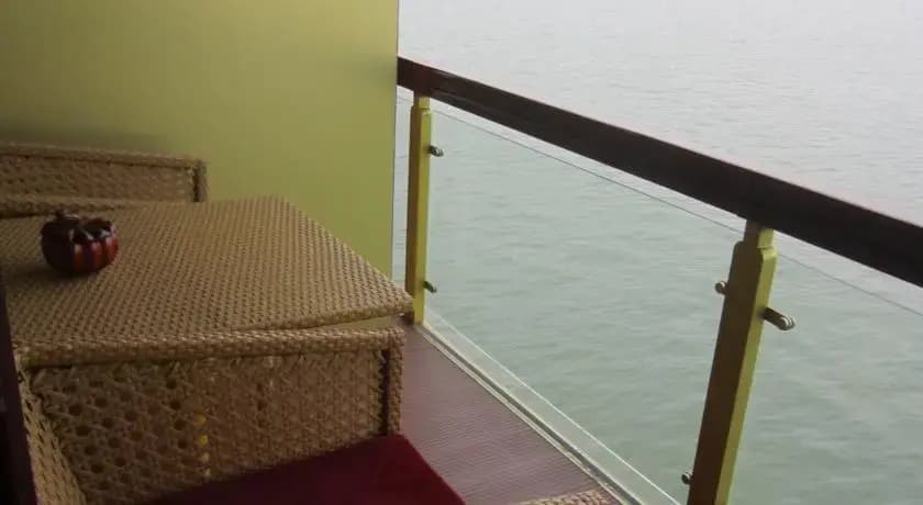 Golden Star Cruise - photo 2