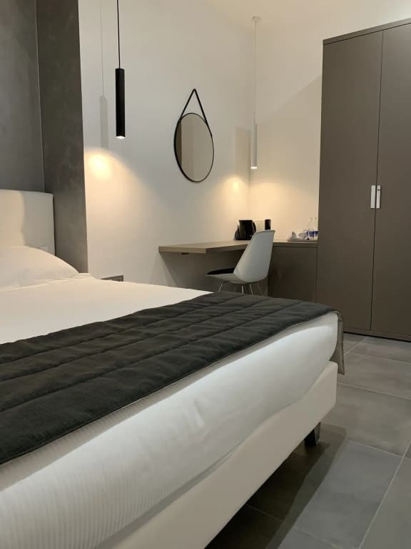 ApartHotel Bossi - photo 2