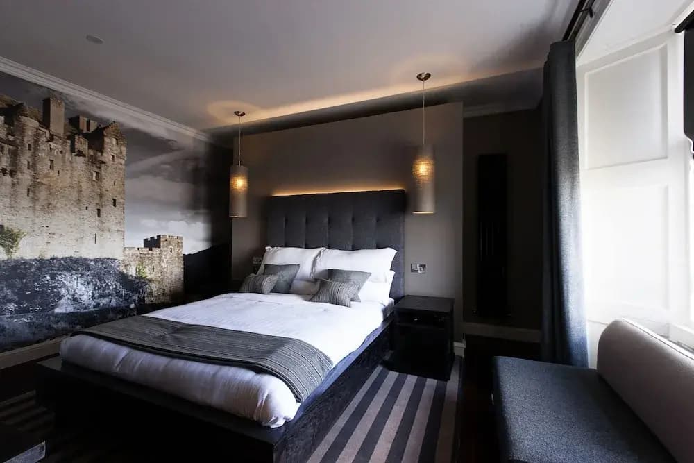 Rooms & Suites Picardy Place - photo 36