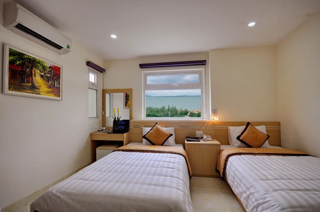Yellow Sea Hotel - photo 7