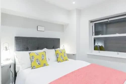 Stunning Ealing Apartment - photo 6