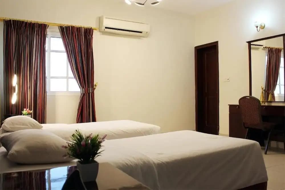Sahara Hotel Apartment - photo 4