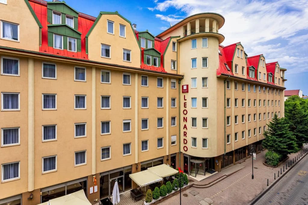 Leonardo Hotel Budapest - photo 1