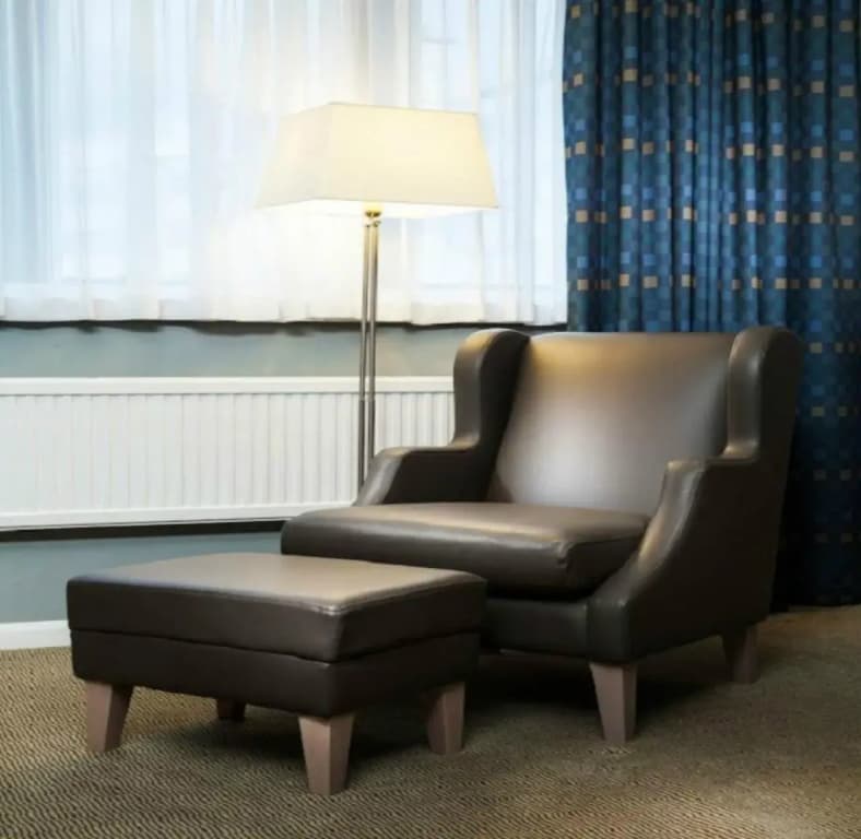 Holiday Inn London-Kensington Forum - photo 3