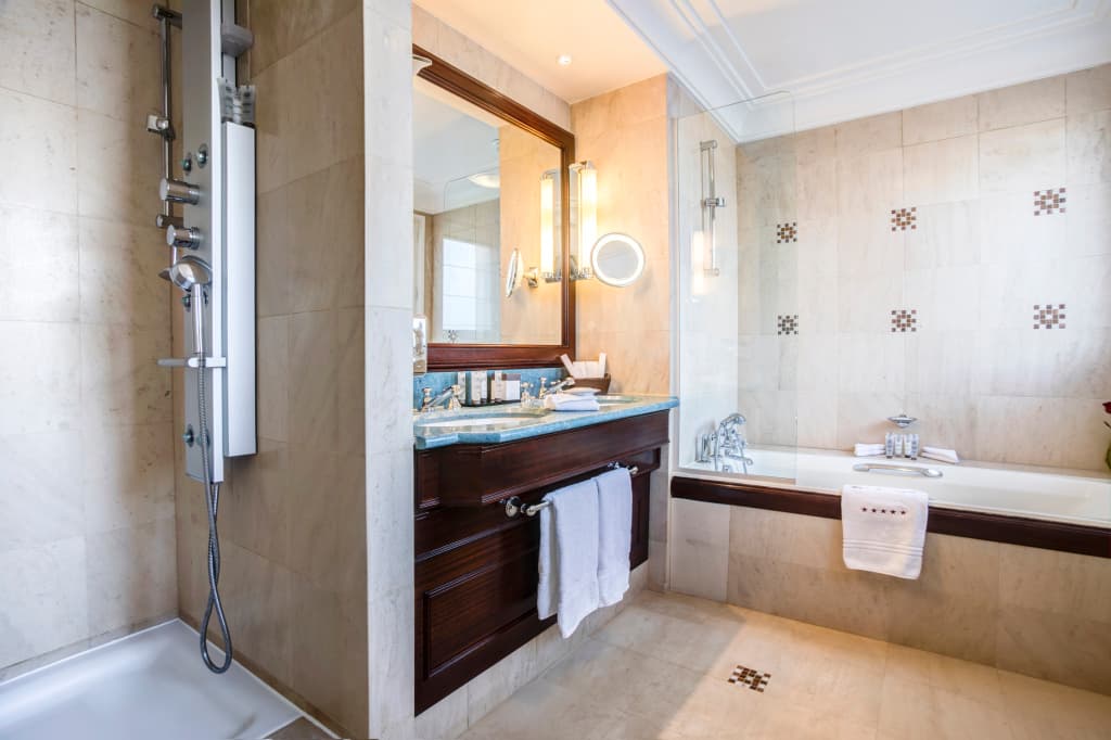 Hôtel Pont Royal - photo 26