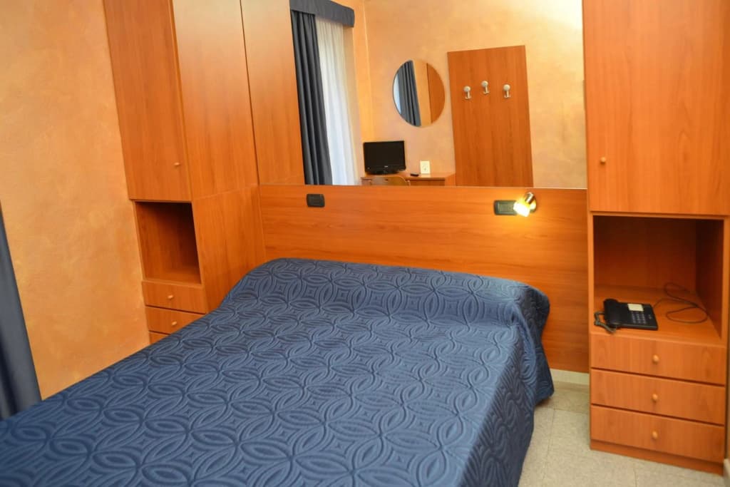 Hotel Aurora - photo 20