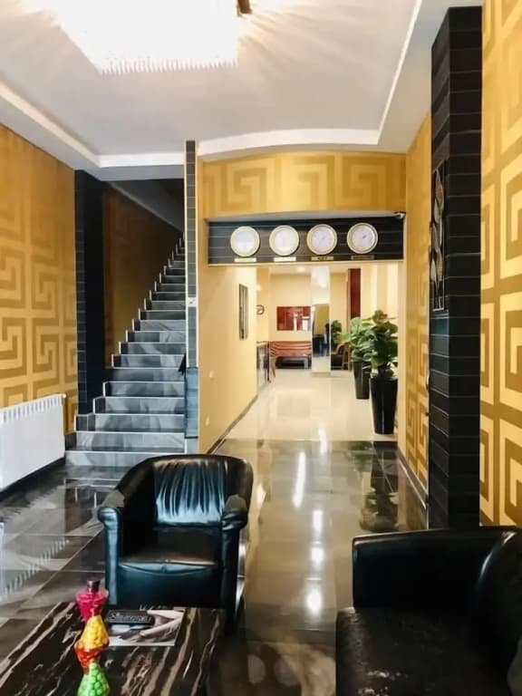 Lords Hotel - photo 16