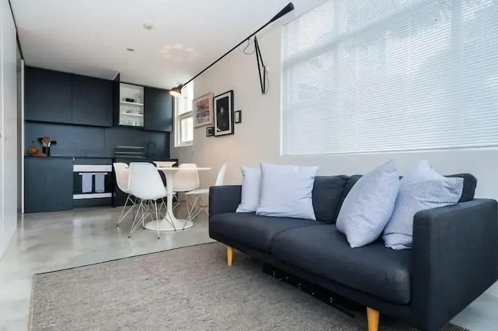 Designer Pad with a View - photo 5