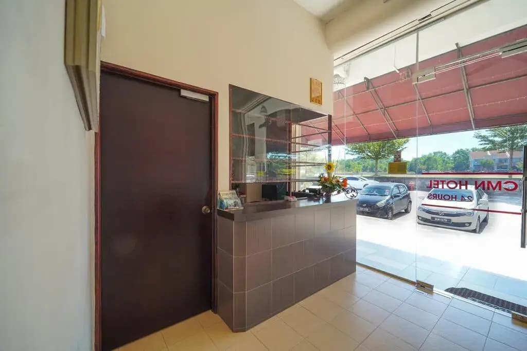 CMN Hotel - photo 13