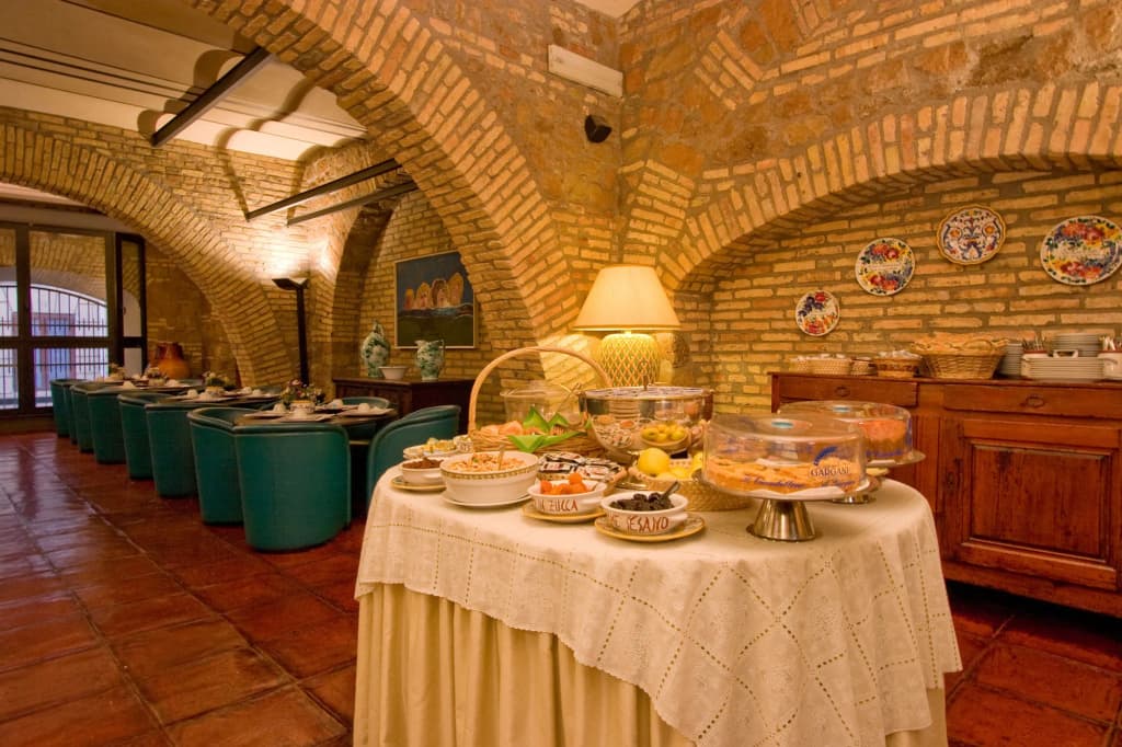Laurentia Hotel - photo 20
