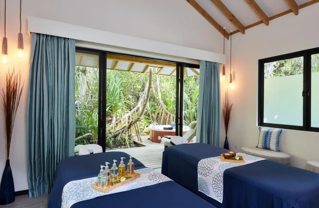 NH Collection Maldives Havodda Resort - photo 4