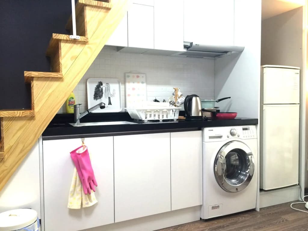 Myeongdong Artmonstay Guesthouse - photo 33