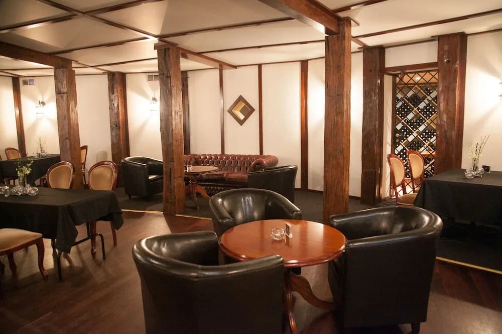 Marybrooke Manor - photo 18