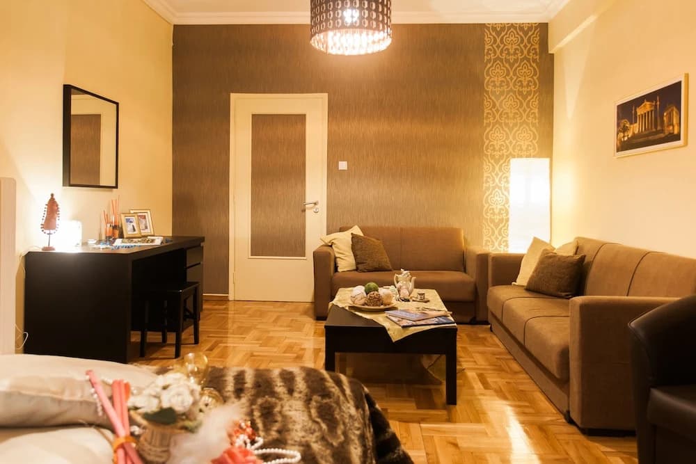 Spacious Safe Apartment Walk Acropolis - photo 11