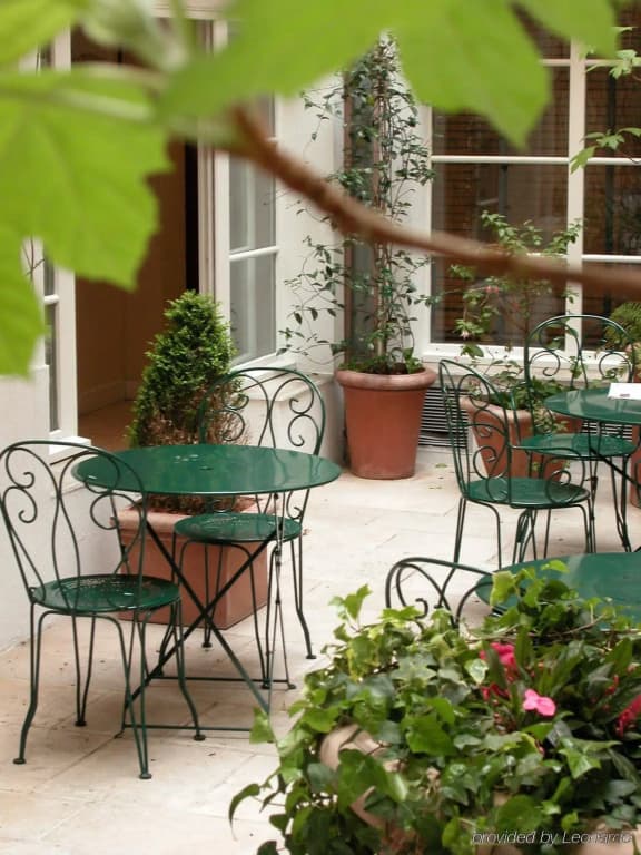 Hotel Le Clos Medicis - photo 10