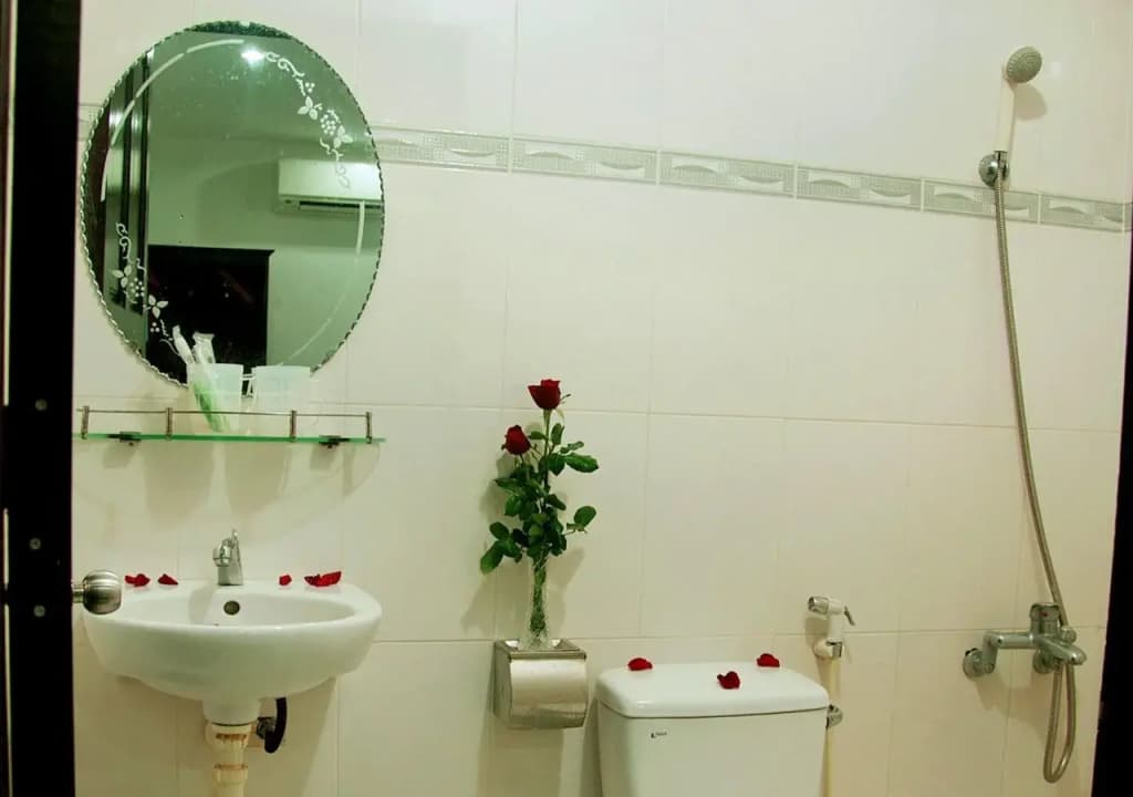 Queen Hotel - photo 7