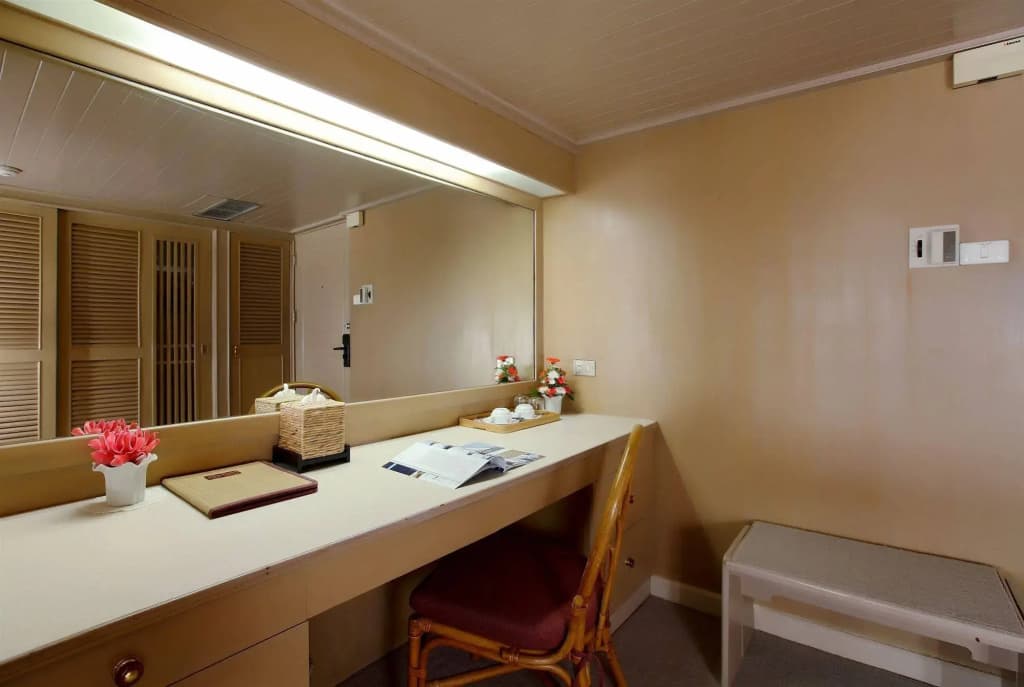 Pearl Hotel Phuket - photo 6