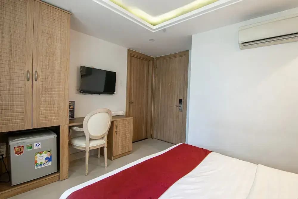 Diamond Hotel - photo 7