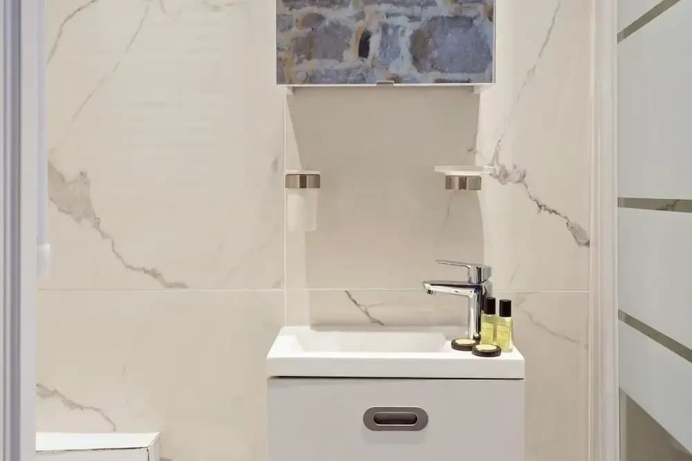 New and Functional Apartment in the Heart of Paris - photo 5