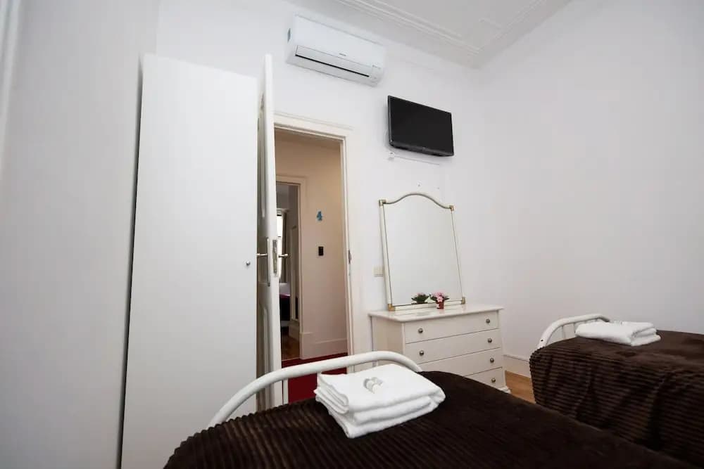 Inn - Chiado Boulevard Guest House - photo 5
