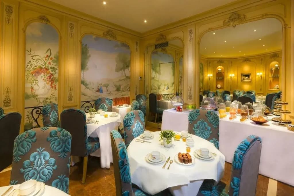 Hotel Belfast - photo 23