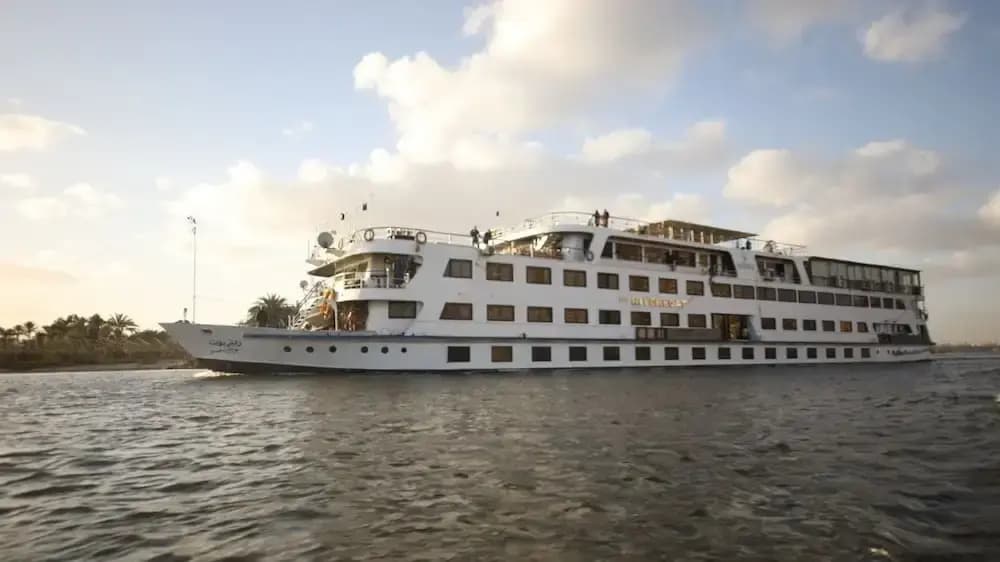 River Boat - photo 8