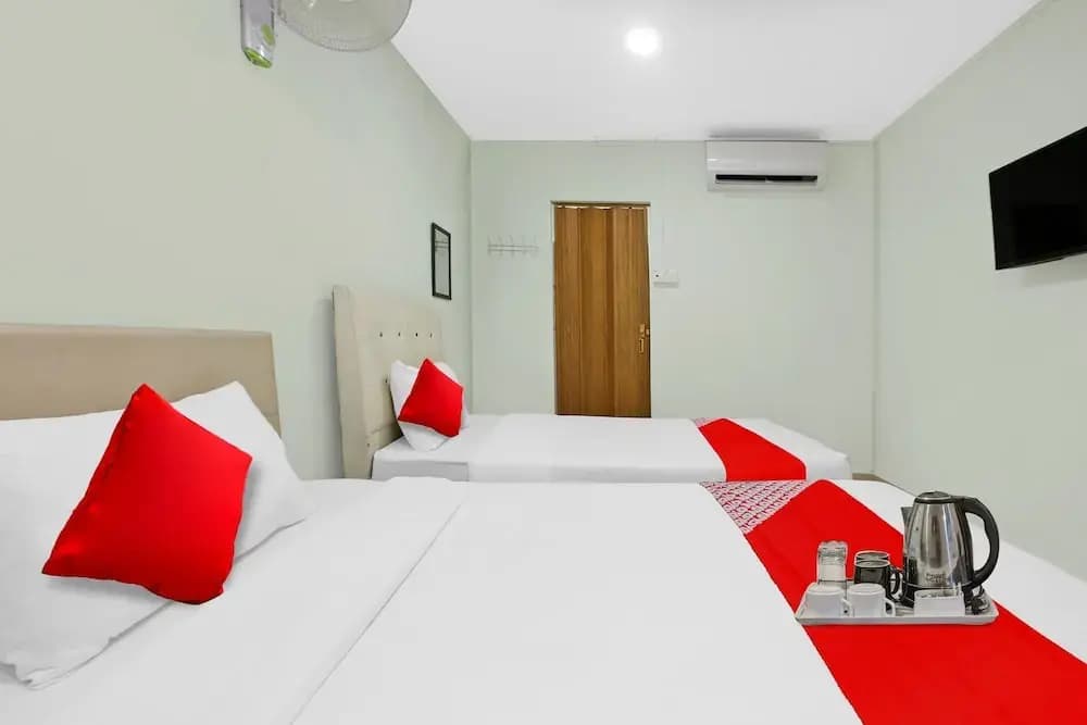 OYO 90873 Travellers Inn - photo 6