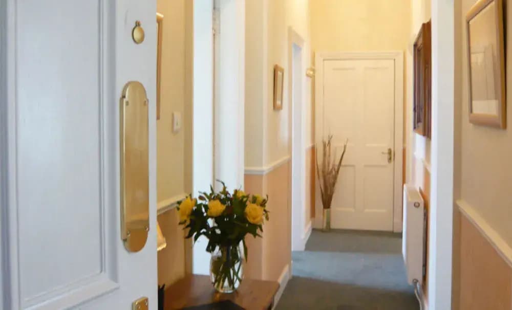 Silver Lining - Mile Apartments - photo 16