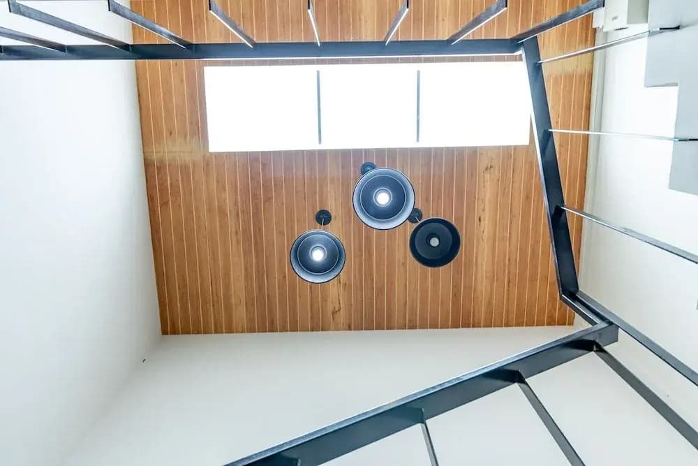 We Living Space - photo 16