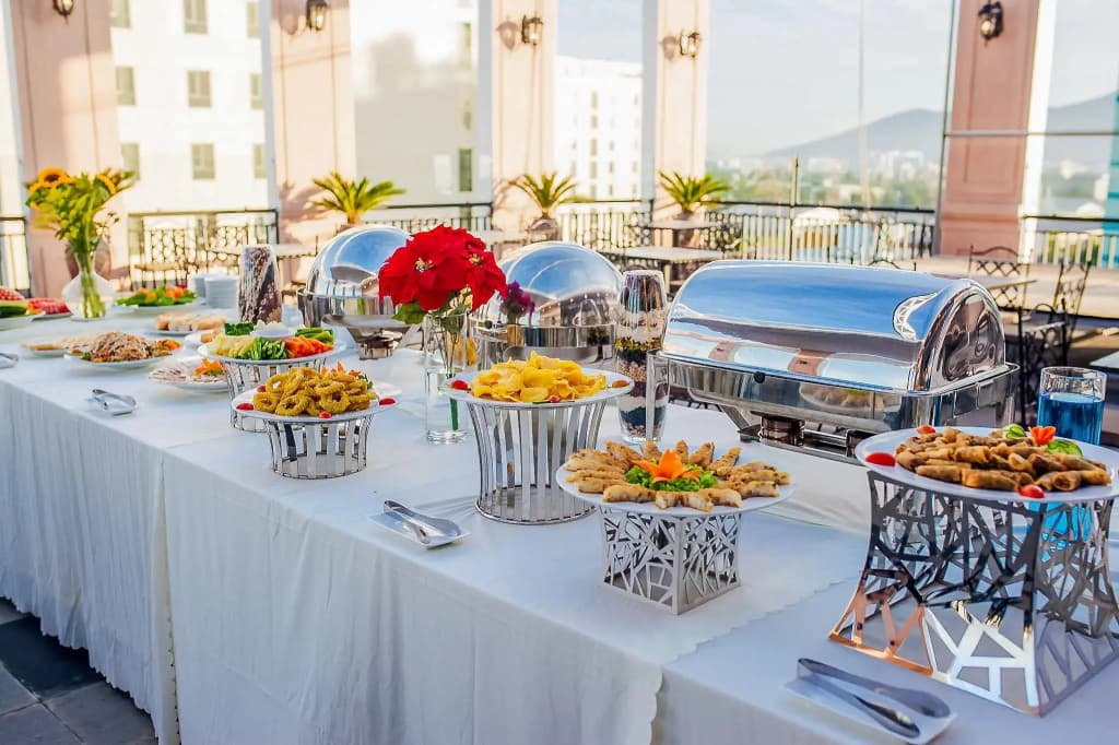 Ngoc Lan Hotel Da Nang - photo 10