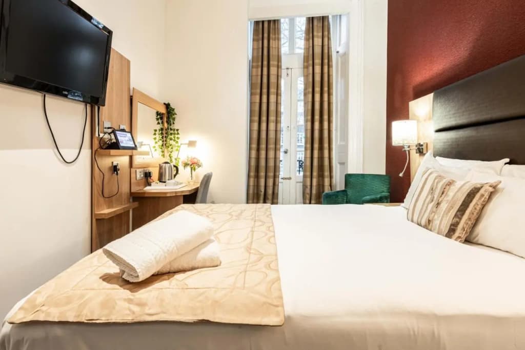 Lancaster Court Hotel - photo 49