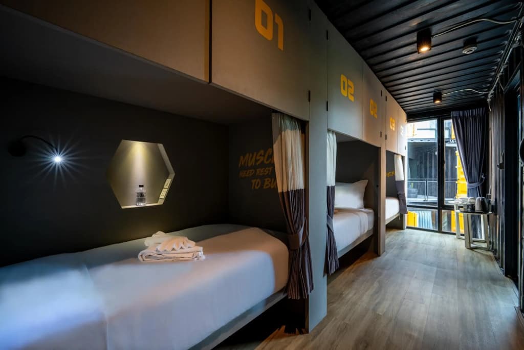 Hivetel Phuket - photo 3