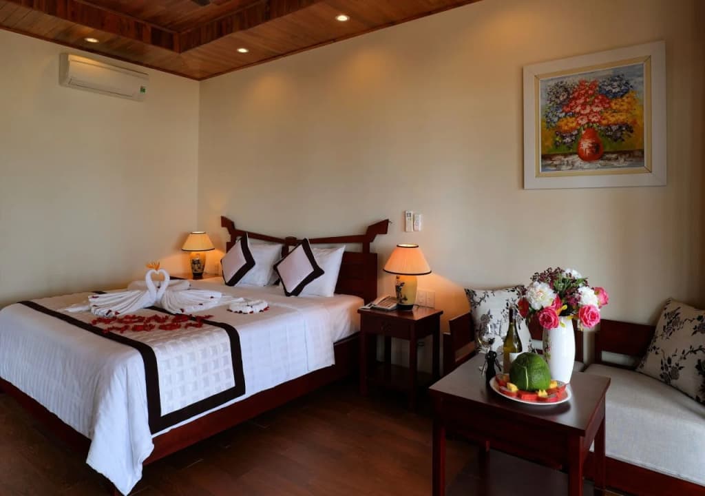 Tropicana Resort - photo 2