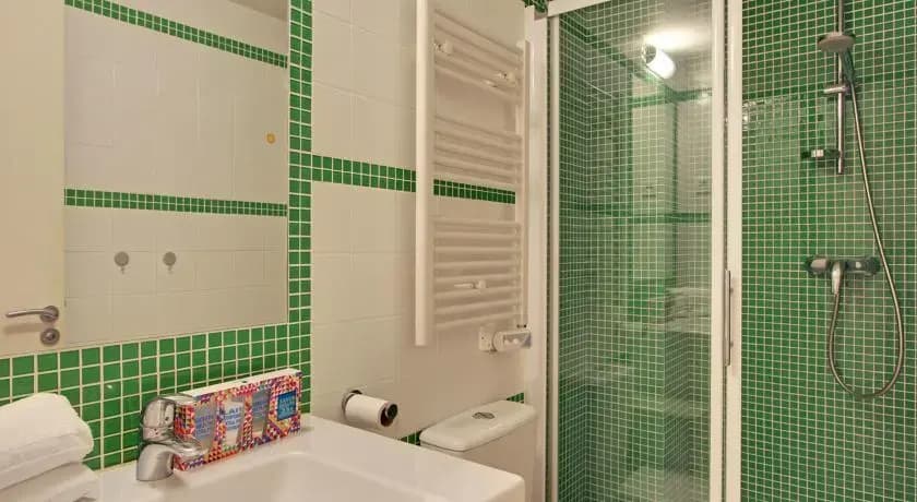 Parisian Home - Marais/Bastille - photo 7