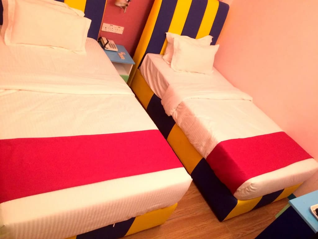 Smurf Inn Homestay - photo 2