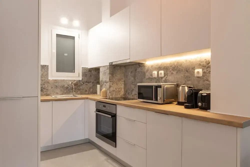 Brand New 2 Bdrm Apt in Koukaki Athens - photo 11