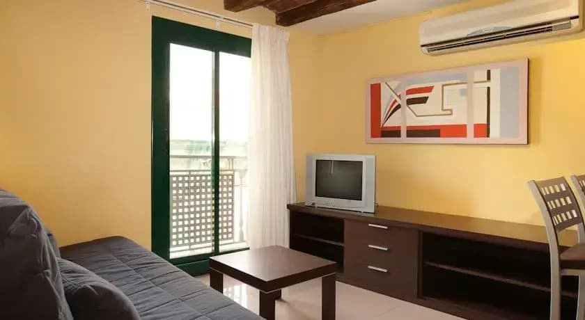 Lodging Apartments Liceu - photo 3