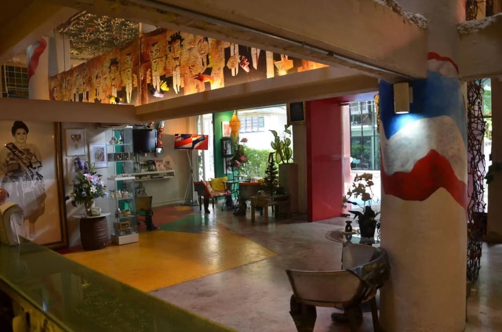 Silom Art Hostel - photo 19