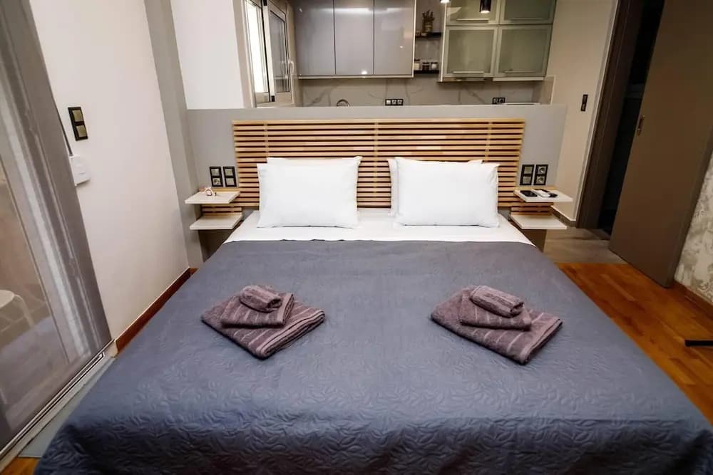 lk Apartments b - Athens City - photo 3