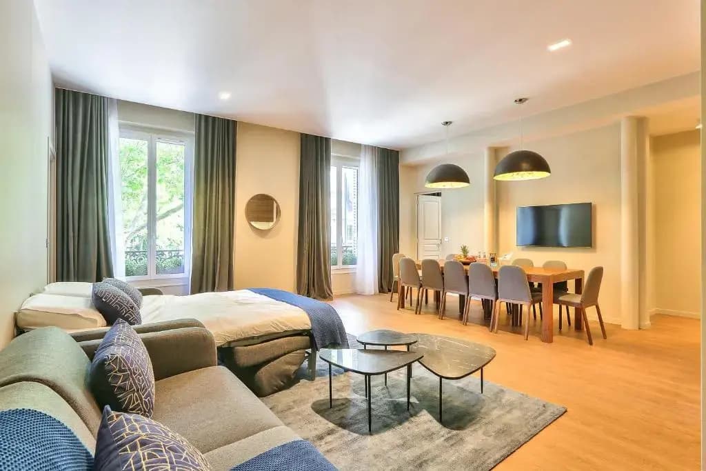 119 - Urban Spacious Apartment Sebastopol - photo 5