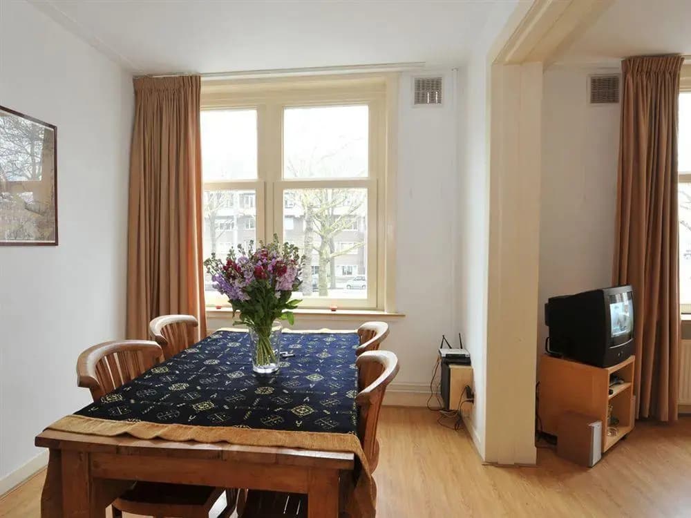Olympic Stadium Apartment - photo 4