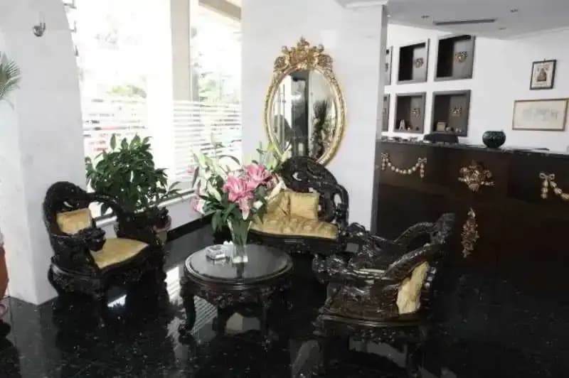 JK Hotel - photo 2