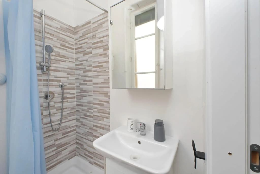 Triumph Apartment - photo 3
