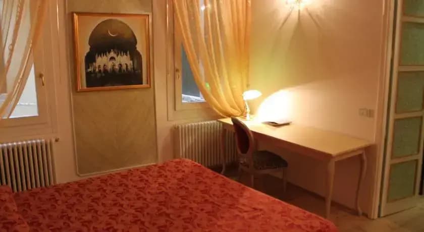 Sant'Angelo - Fenice Apartments in Venice - photo 3