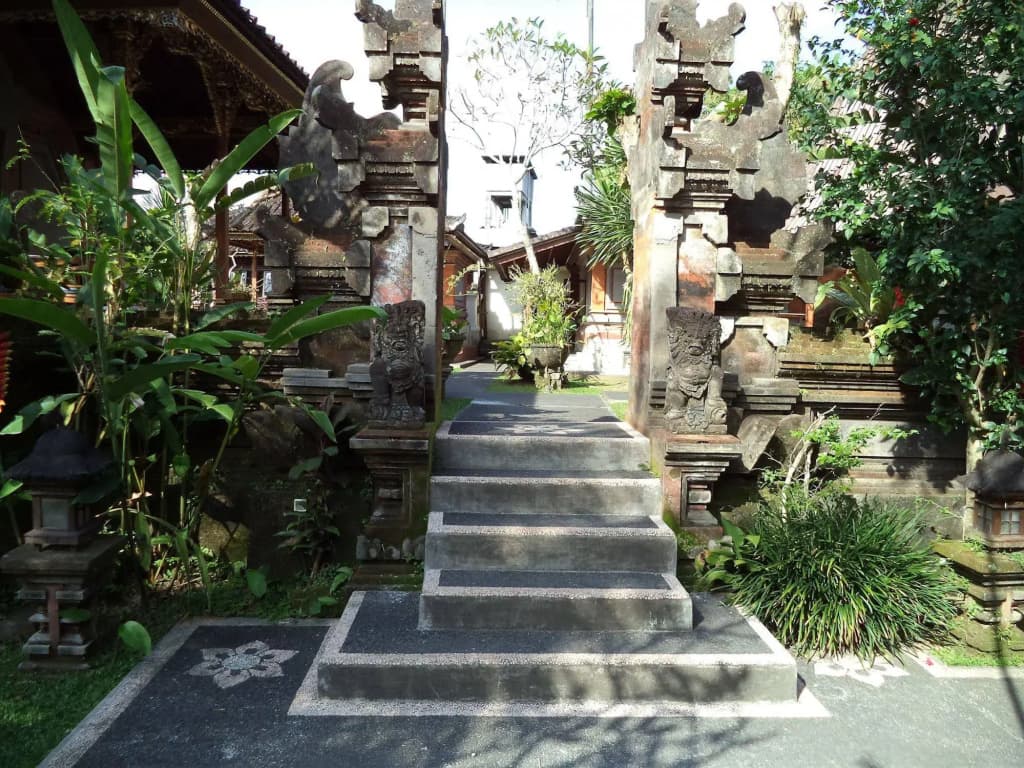 Lokasari Bungalows Spa & Gallery - photo 14