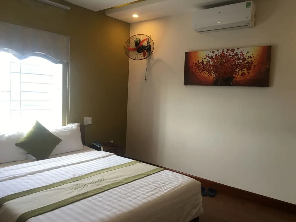 Phuong Quang Hotel - photo 6