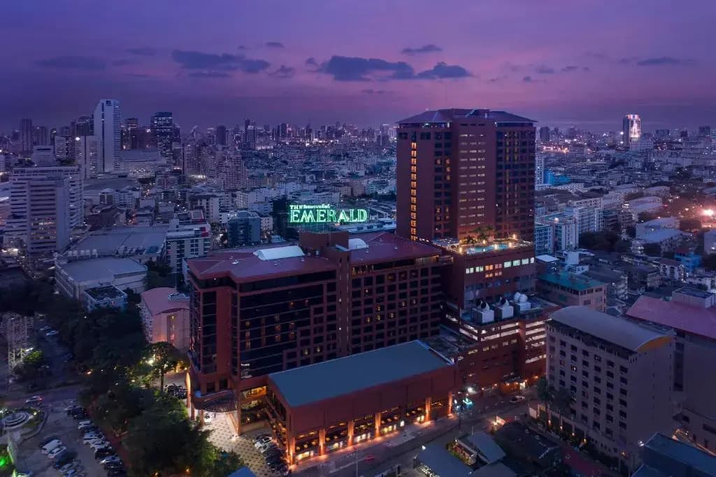 Emerald Hotel Bangkok - photo 28