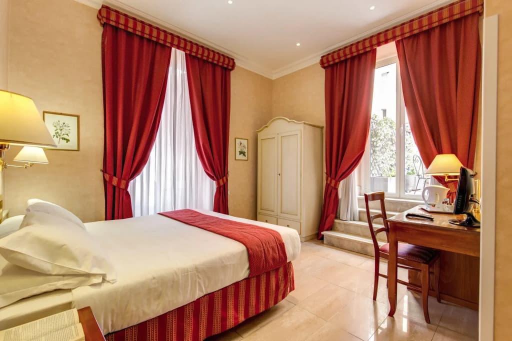 Wrh Suites - photo 3