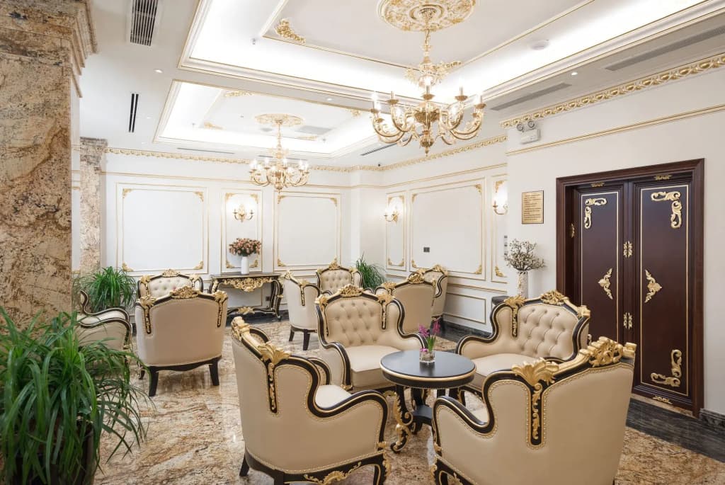 Monarque Hotel - photo 15