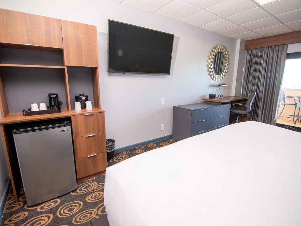 Regency Miami Airport by Sonesta - photo 6